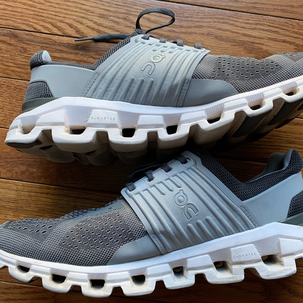 Men’s On CloudSwift running shoes sz 11 Gray Cloud